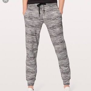 Ready to rulu lululemon joggers size 2